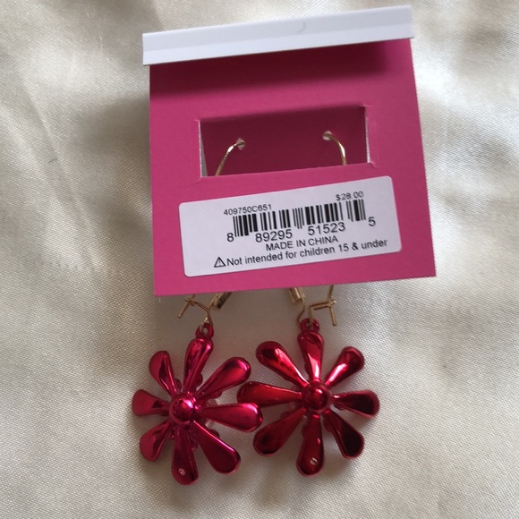 Betsey Johnson Gold Tone Red Metallic Daisy Drop Earrings Crystal Accents NWT - Picture 10 of 10